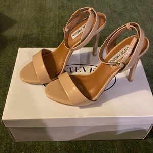 Steve Madden Nude Patent Sandals